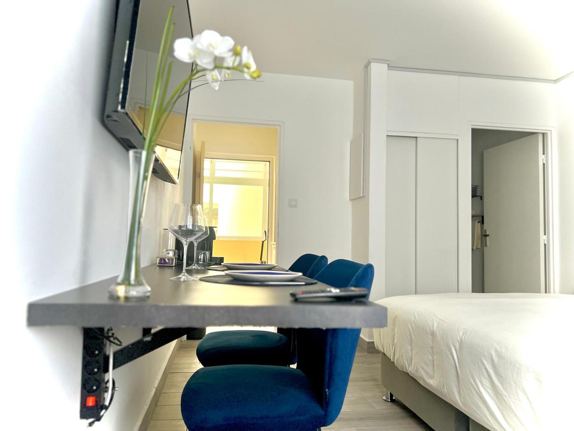 T1 - Le Paille En Queue - Neuf, Vue Jardin, 11Min Aeroport Apartment Saint-Denis Luaran gambar